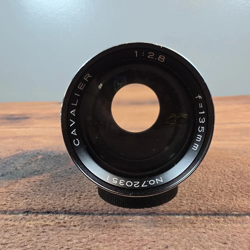 Cavalier 135mm f2.8 Lens Minolta MD Mount Black Excellent Vintage Telephoto